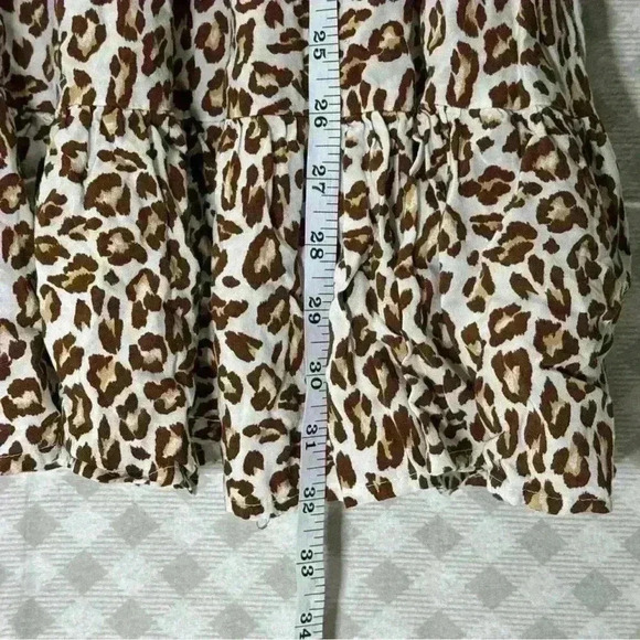 Nine West Blouse Women M Large Leopard Print V-Neck Sleeveless Ruffle Bottom - Picture 6 of 6